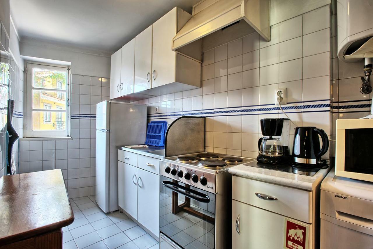 Myplacelisbon - Alfama River View Apartment Екстер'єр фото